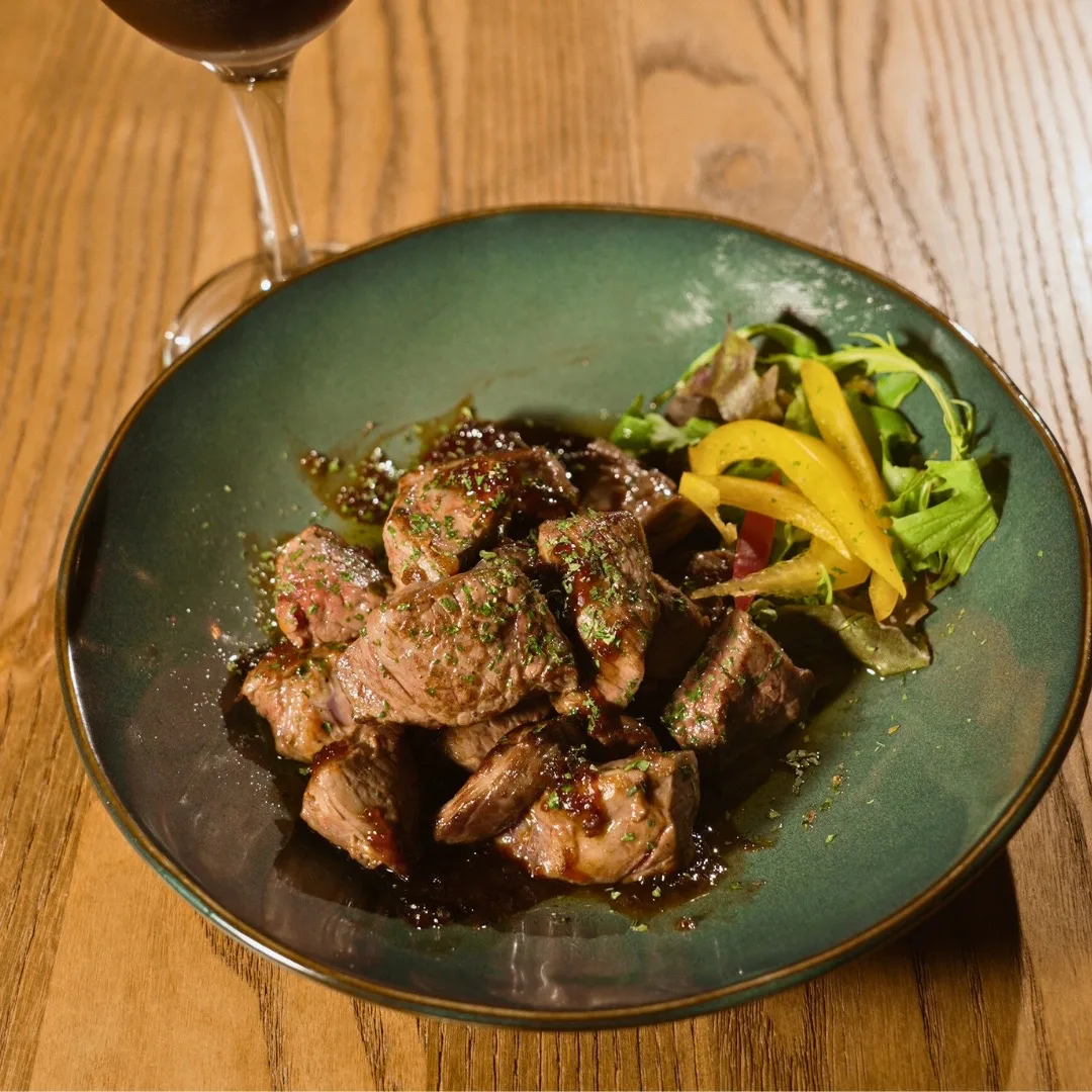 STATIONのBBQ料理・那覇のルーフトップ宴会フード